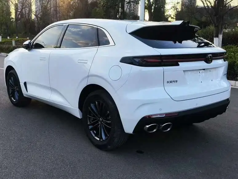 Changan UNI-K 2024 2.0T Two-Wheel Drive Joyful Version