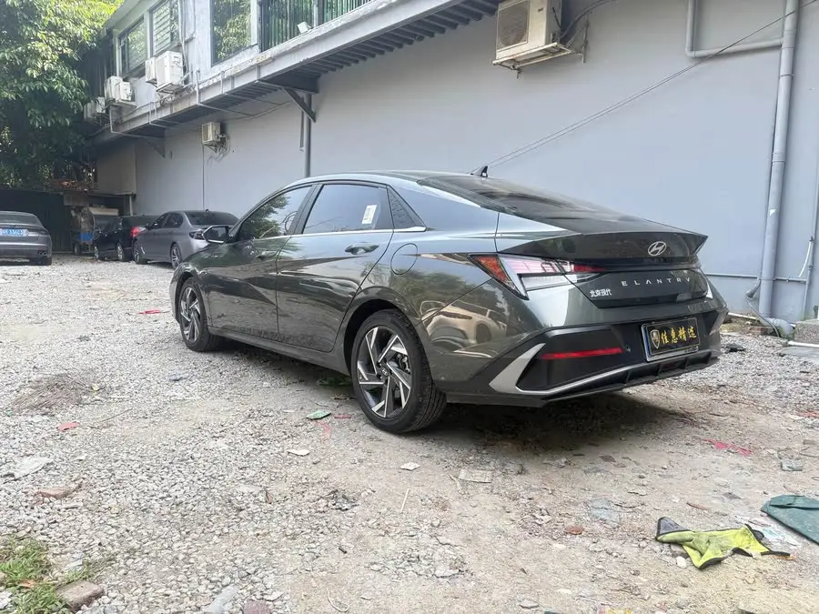 إيلانتر 2023 1.5 لتر CVT GLX النخبة