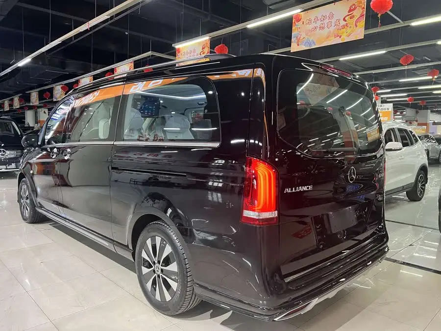 Vito 2023 2.0T Business Edition 7-seater