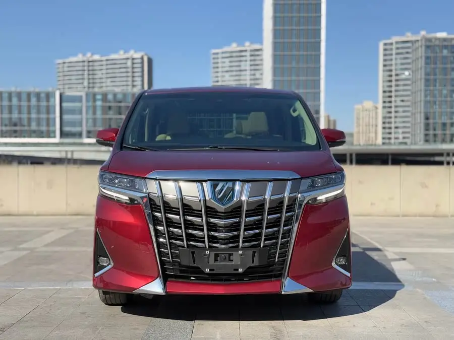 ألفارد 2020 هايبرد 2.5 لتر الفئة المتميزة