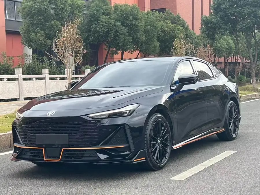 Changan UNI-V 2022 1.5T Sport Edition