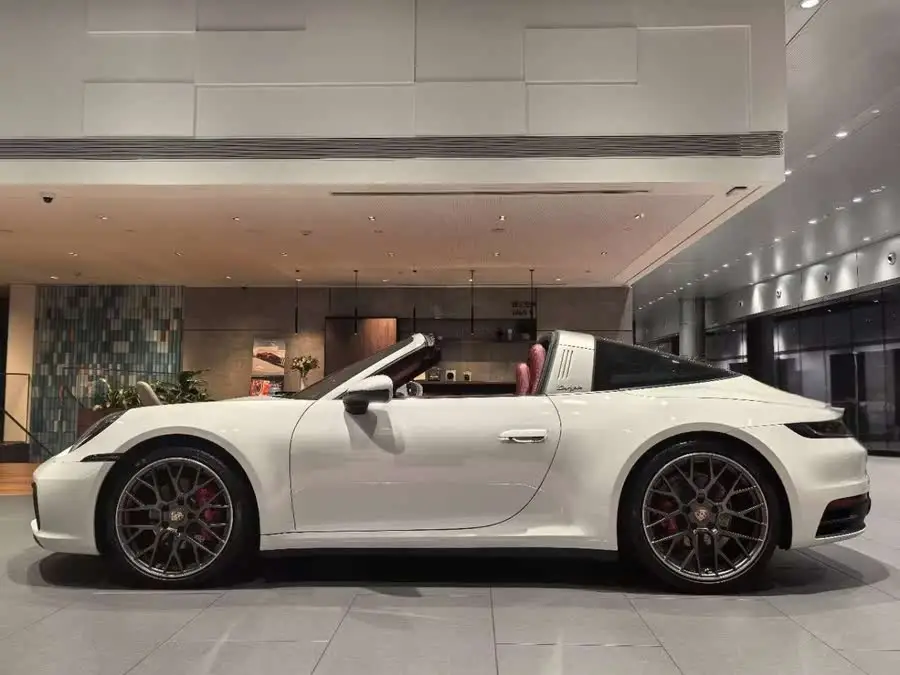 Porsche 911 2022 Targa 4 3.0T