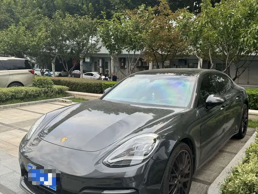 2023 Panamera Executive Platinum Edition 2.9T