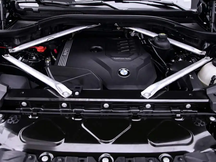 بي إم دبليو X5 موديل 2022 تحديث xDrive 30Li حزمة M الرياضية