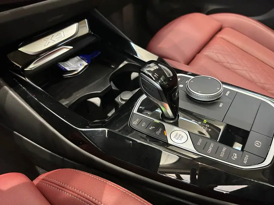 BMW X3 2023 xDrive30i Leading Edition M Night Package