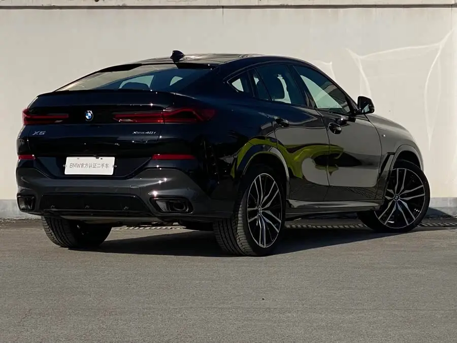 بي إم دبليو X6 2023 xDrive40i الفئة الممتازة حزمة M الرياضية