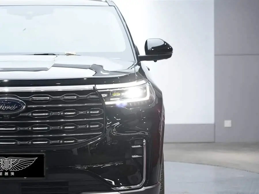 مستكشف 2023 EcoBoost 285 نسخة الدفع الخلفي الأنيقة 7 مقاعد