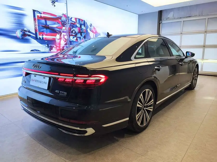 أودي A8 2025 A8L 45 TFSI quattro الفاخرة