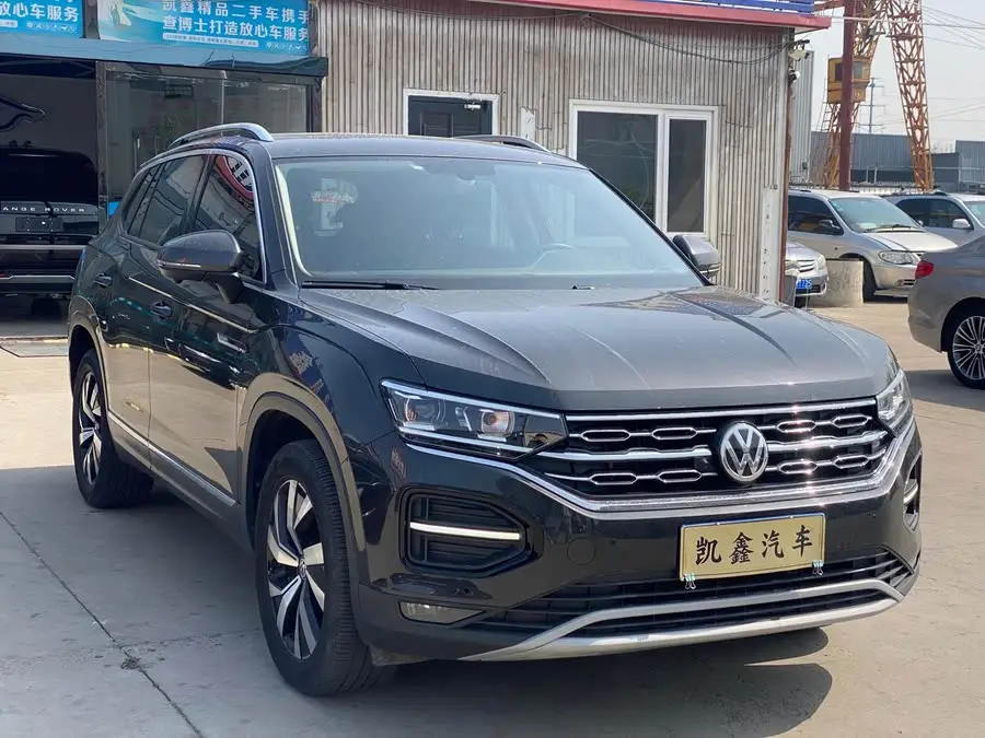 تايرون 2021 330TSI إصدار فاخر متصل بالدفع الثنائي بلس