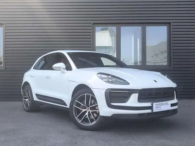 2024 Macan 2.0T