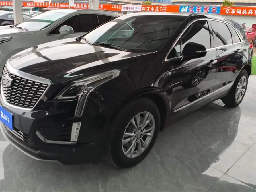 كاديلاك XT5 2022 2.0T فخامة دفع أمامي