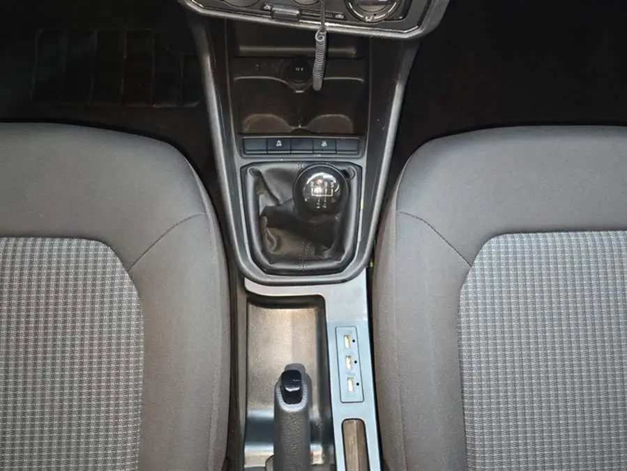 Santana 2019 1.5L Manual Style Version National VI