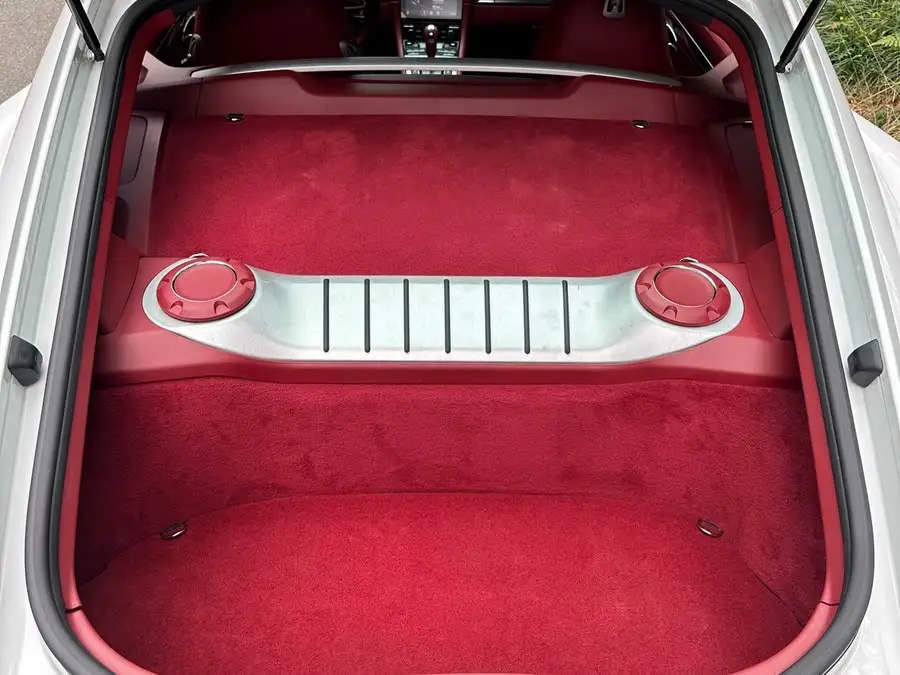 Porsche 718 2020 Cayman 2.0T