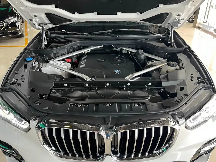 BMW X5 2022 Model Facelift xDrive 30Li Luxury M Sport Package