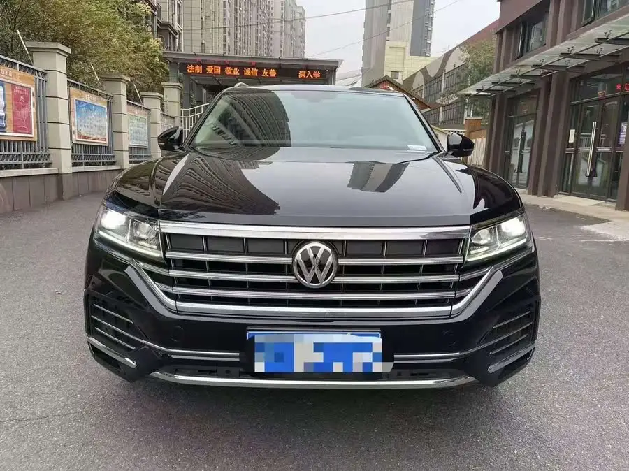 2020 Volkswagen Touareg 2.0 TSI R-Line National VI
