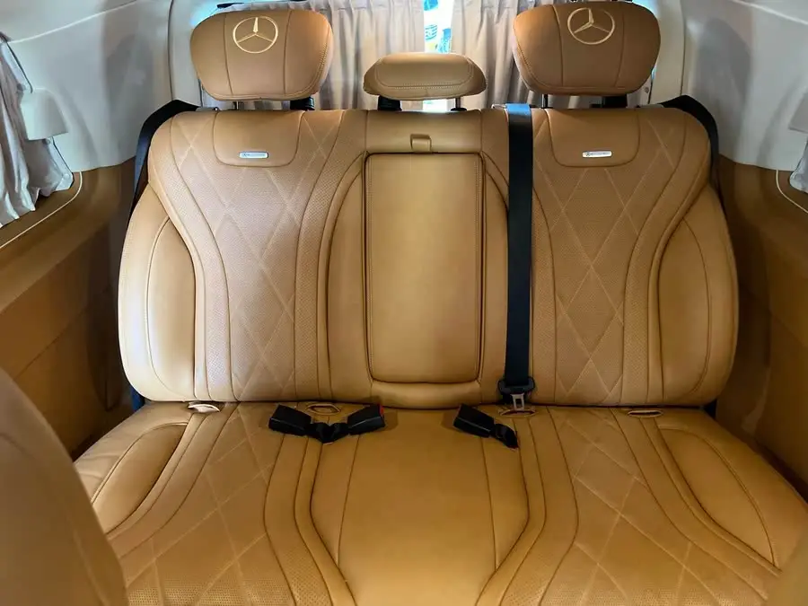 فيديو 2021 2.0T النسخة المتميزة 7 مقاعد