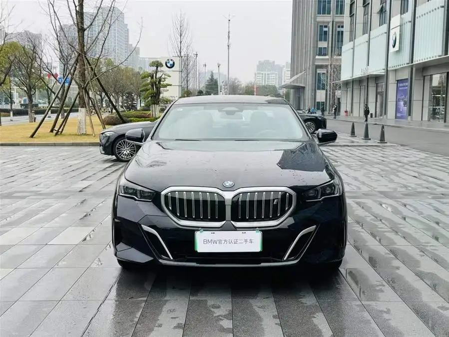 BMW i5 2024 eDrive 35L Premium M Sport Package