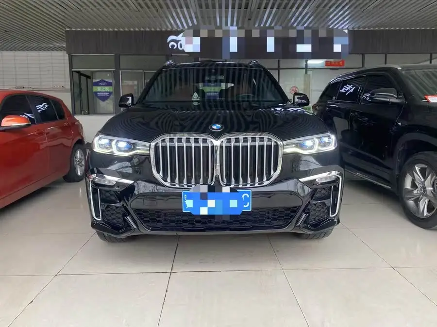 بي إم دبليو X7 2022 xDrive40i باقة فاخرة