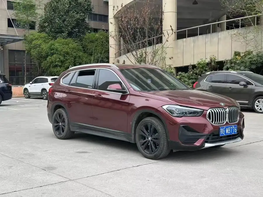 بي إم دبليو X1 2020 sDrive20Li النسخة العصرية