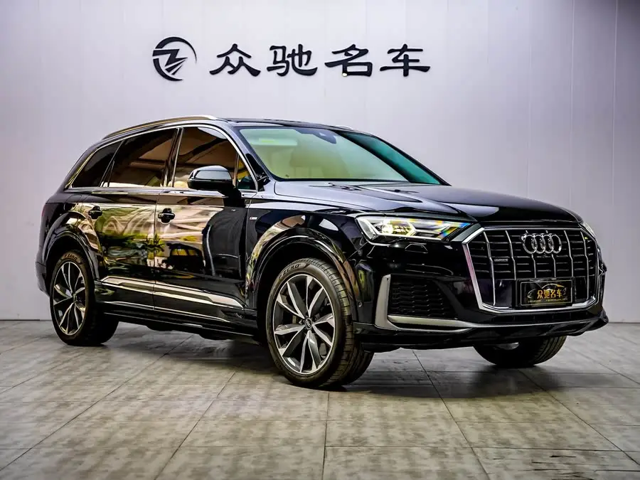 Audi Q7 2023 55 TFSI quattro S line Sport