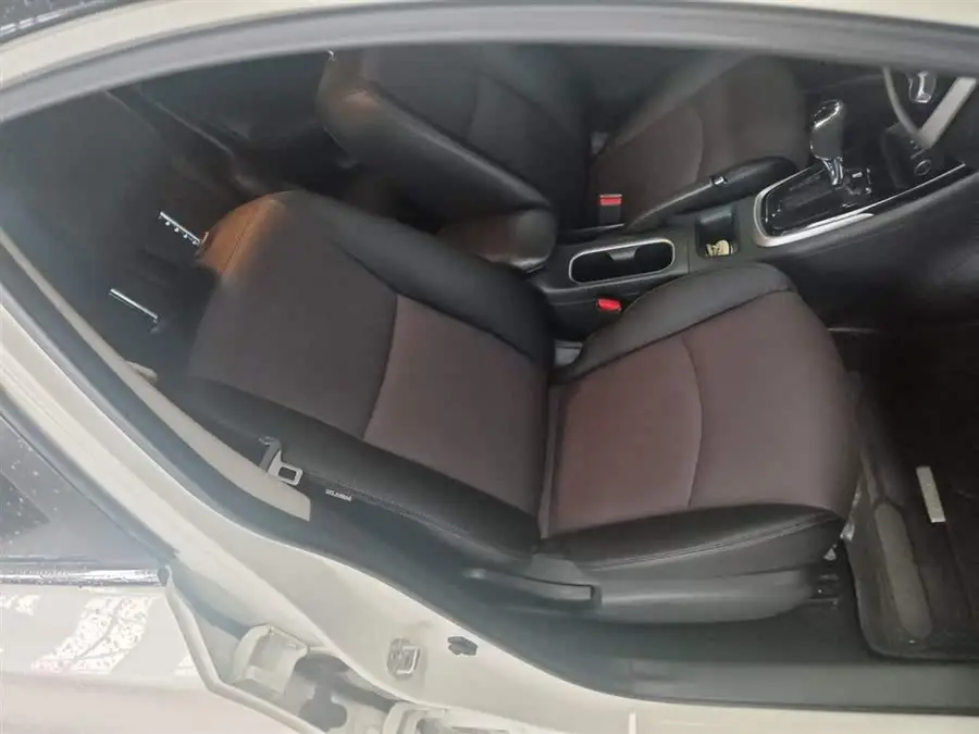 نيسان تييدا 2021 1.6L CVT إصدار ذكي