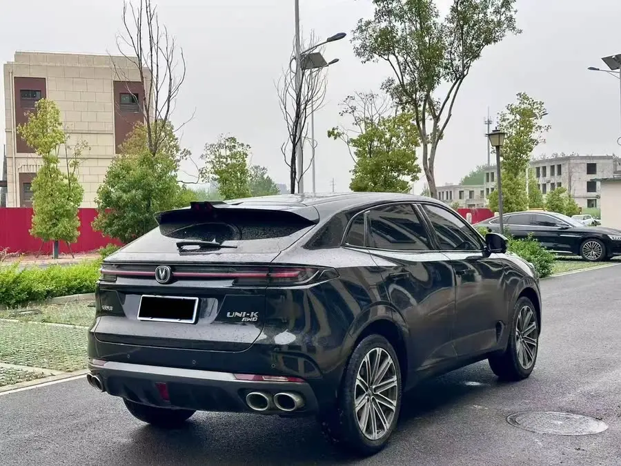 شأنغن UNI-K 2021 2.0T دفع رباعي فاخر