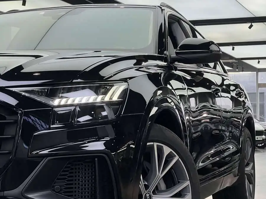 أودي Q8 2022 55 TFSI الفاخرة الديناميكية