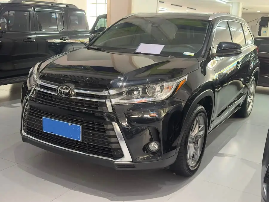 هايلاندر 2018 2.0T دفع رباعي فاخر 7 مقاعد معيار VI