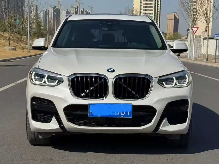 بي إم دبليو X3 2021 xDrive28i حزمة M الرياضية
