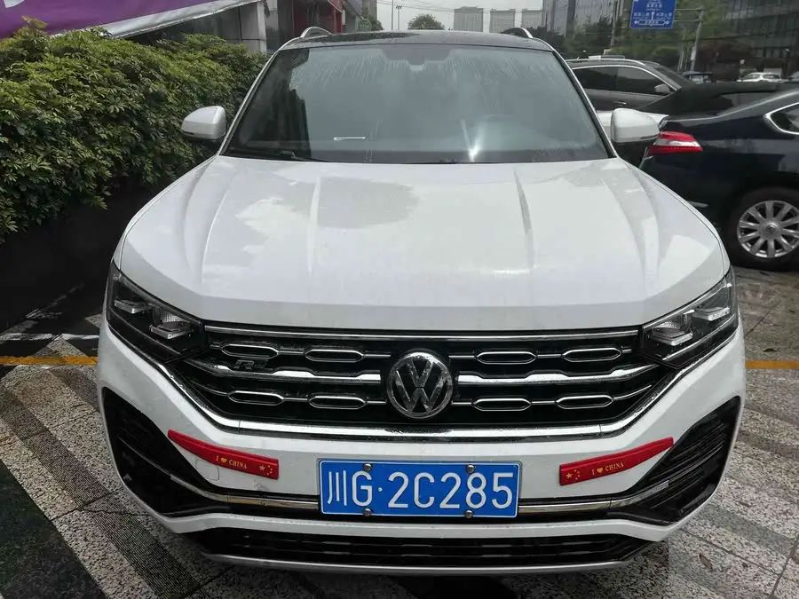 معلومات أساسية عن السيارة