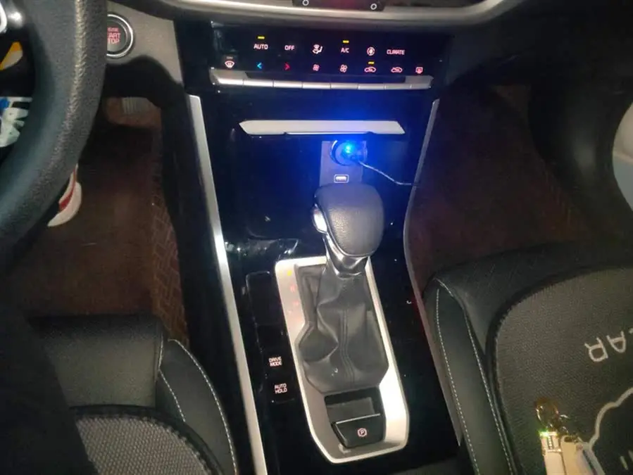 كيا K3 2021 نموذج تجديد 1.5L CVT نسخة أنيقة