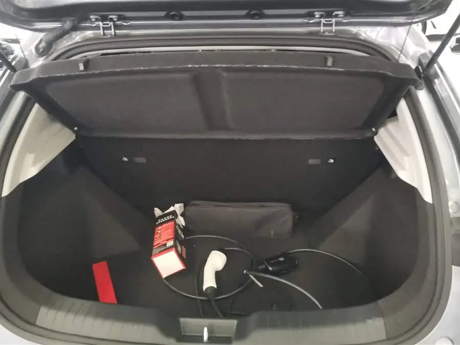 بي واي دي e2 2023 الفاخر