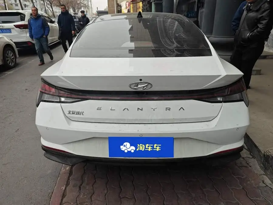 إيلانتر 2022 1.5 لتر CVT LUX المميزة