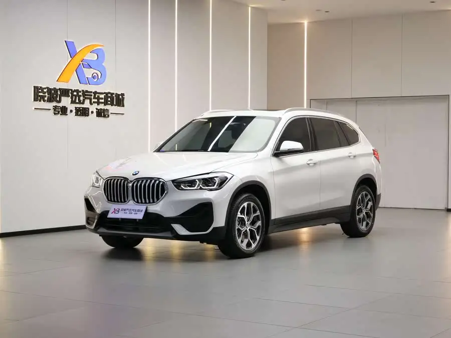 بي إم دبليو X1 2022 sDrive25Li النسخة الرائدة