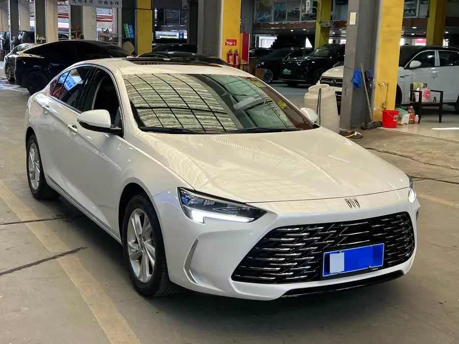 بيوك ريجال 2024 25T الإصدار الفائق