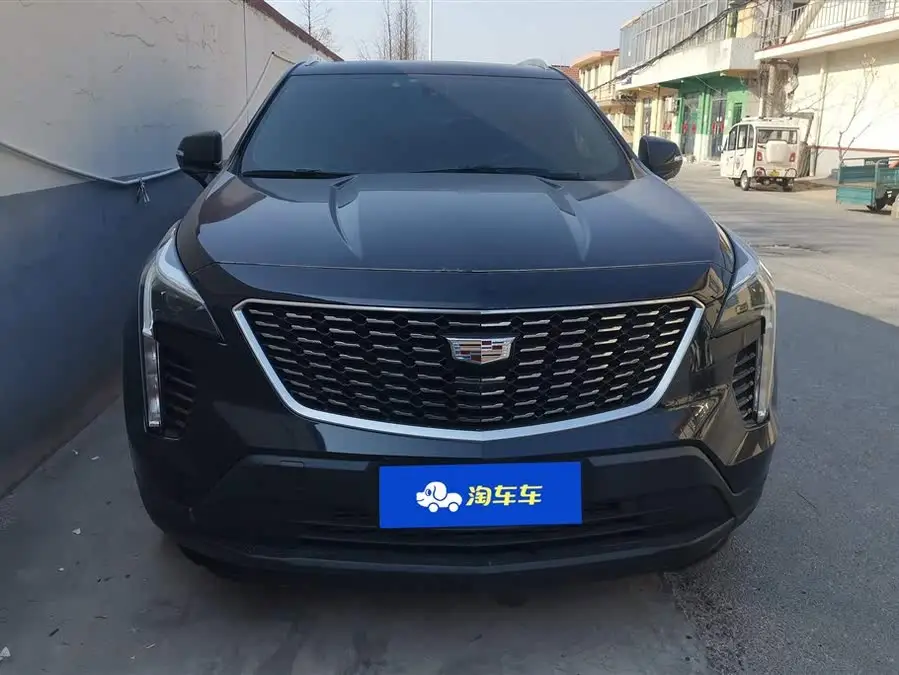 Cadillac XT4 2021 28T FWD Tech Edition