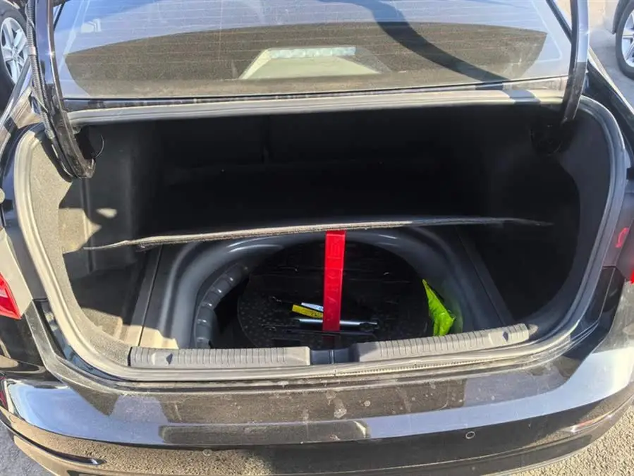 لافيدا 2021 1.5 لتر أوتوماتيك إصدار الرؤية