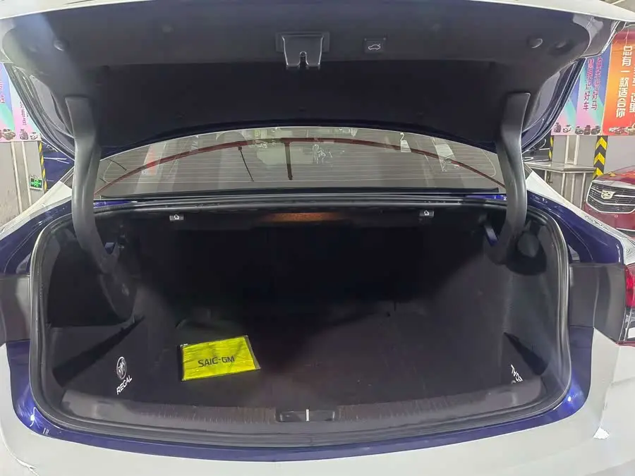 2022 بويك ريجال GS