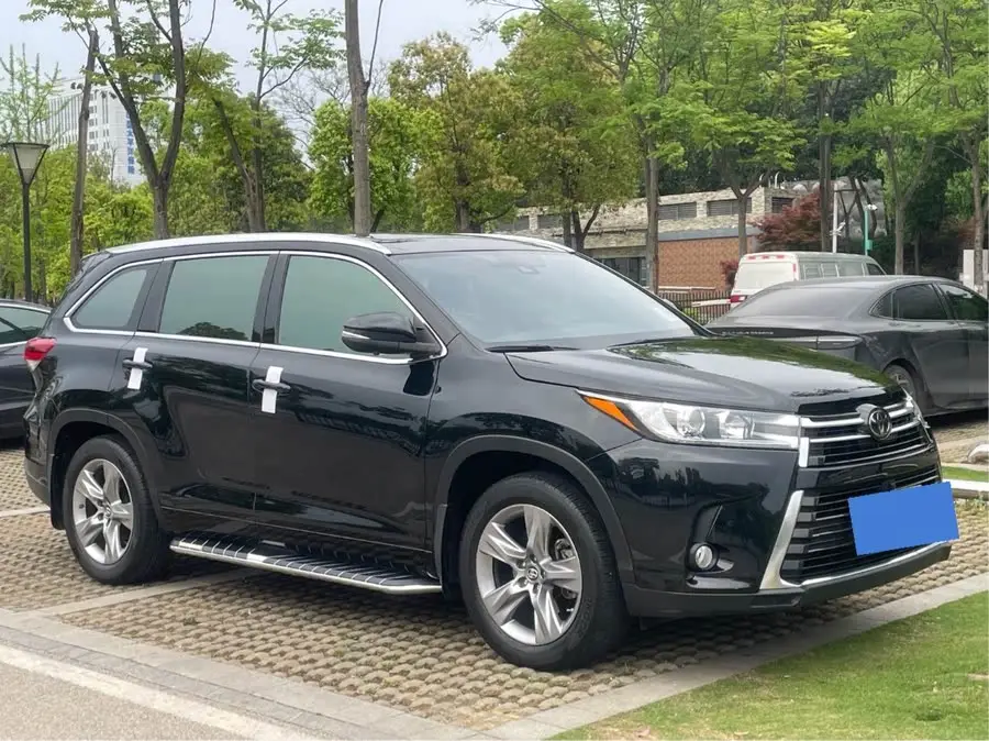 هايلاندر 2018 2.0T دفع رباعي فاخر 7 مقاعد المعيار الوطني VI