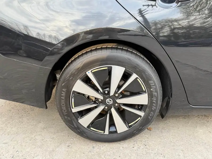 تينلاي 2021 2.0L XL نسخة الراحة