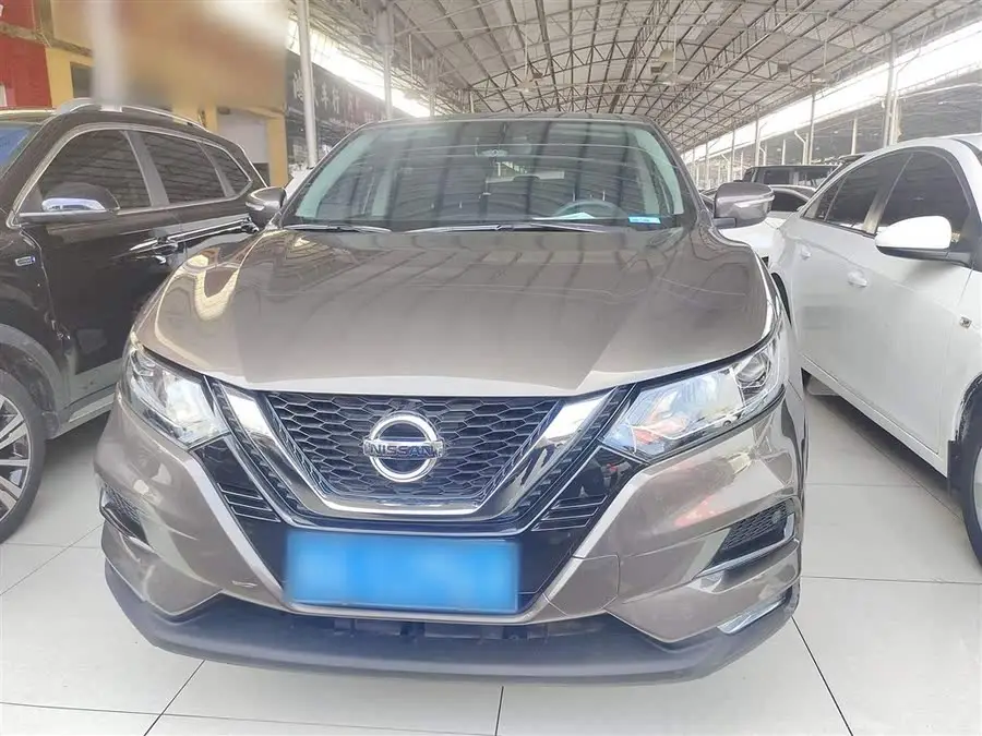 2021 نيسان قشقاي 2.0 لتر CVT الذكي