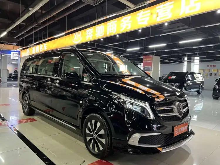 Vito 2023 2.0T Business Edition 7-seater