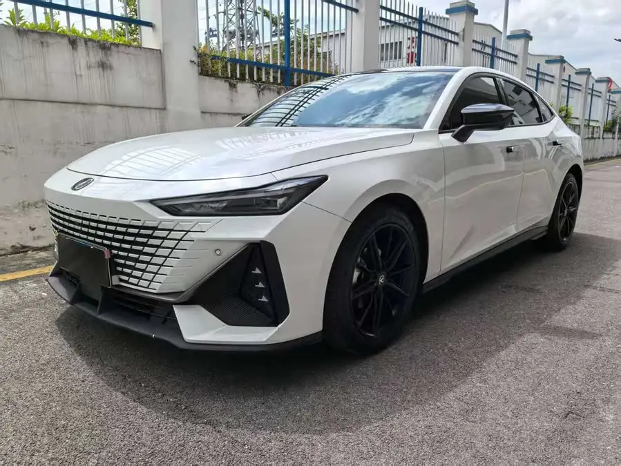 Changan UNI-V 2022 1.5T Premium