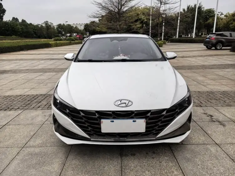 إيلانتر 2022 نسخة LUX المميزة 1.5 لتر CVT