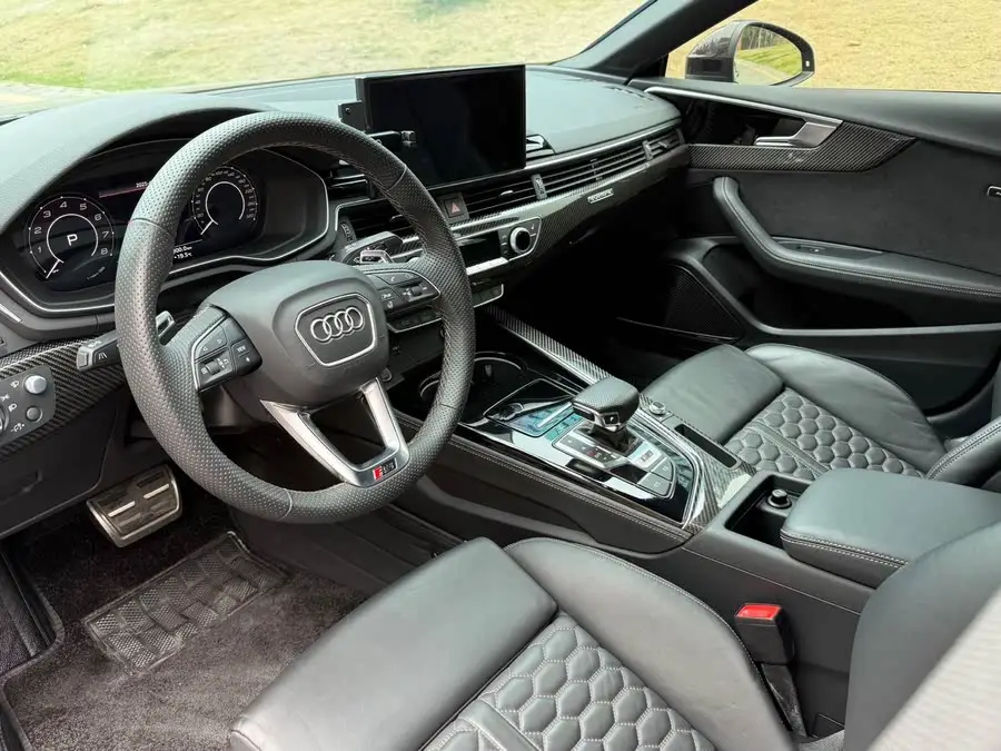 Audi RS 5 2023 Model RS 5 2.9T Sportback Dark Gold Edition