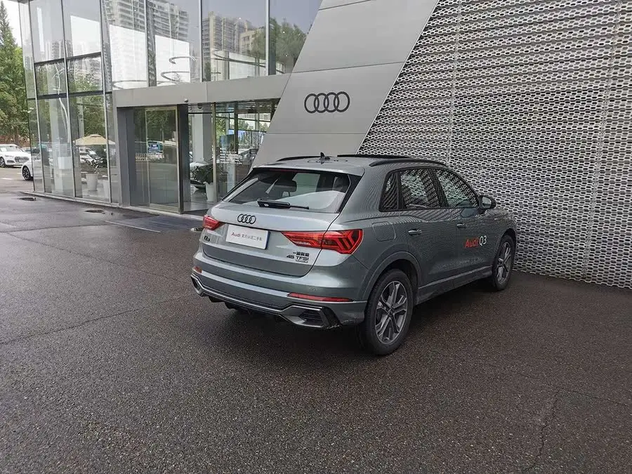 Audi Q3 2024 45 TFSI quattro Fashion Dynamic