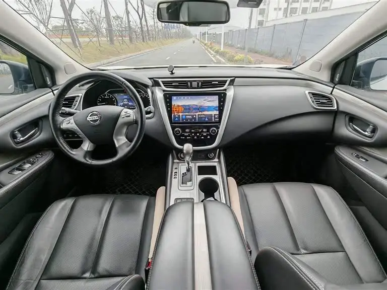 لو لان 2021 2.5L XL نسخة الفخامة الذكية ذات الدفع الثنائي