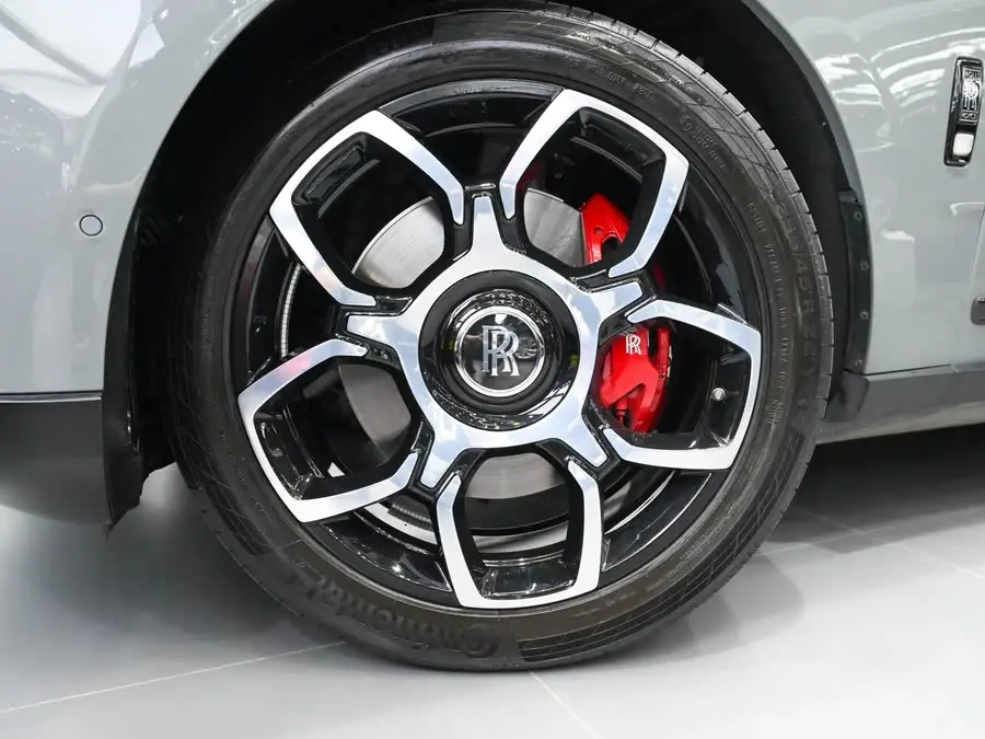 كولينان 2020 بلاك بادج