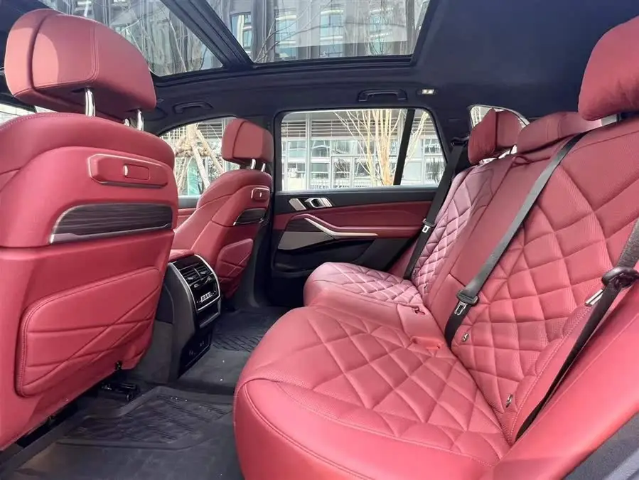 BMW X5 2023 xDrive 40Li M Sport Night Package