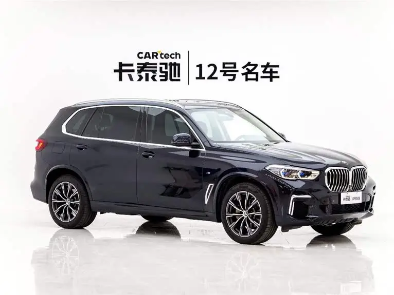 بي إم دبليو X5 2022 xDrive 30Li حزمة M الرياضية الحصرية
